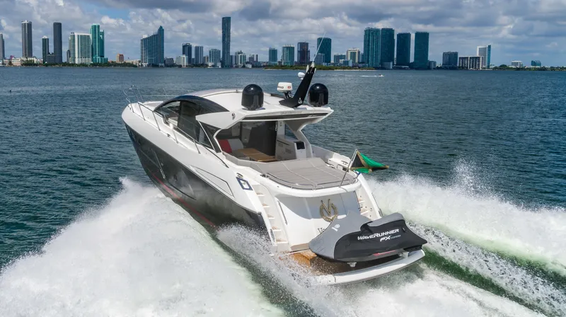 Slide: The Image of Sunseeker Predator 2019 - 17