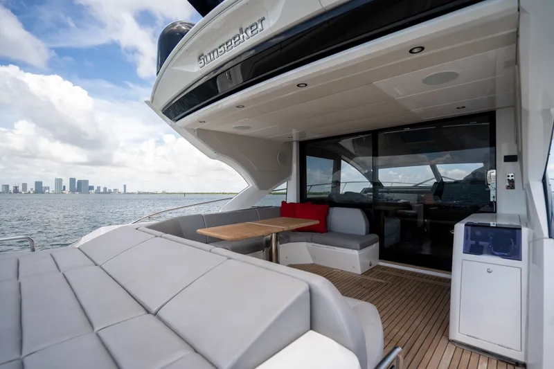 Slide: The Image of Sunseeker Predator 2019 - 32