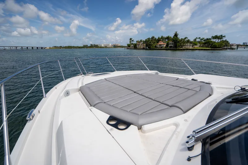 Slide: The Image of Sunseeker Predator 2019 - 37