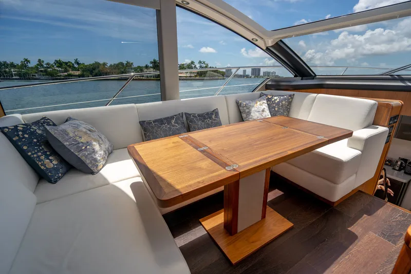 Slide: The Image of Sunseeker Predator 2019 - 59