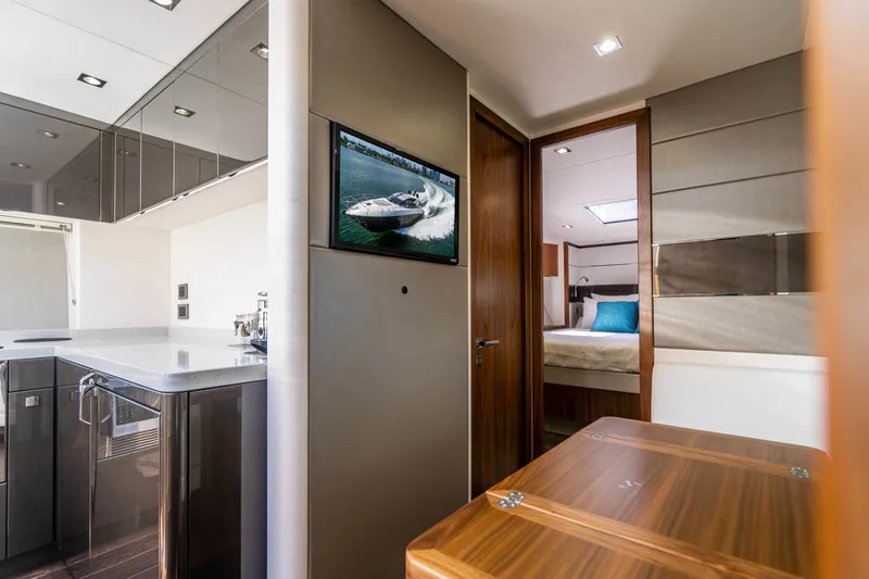 Slide: The Image of Sunseeker Predator 2019 - 69