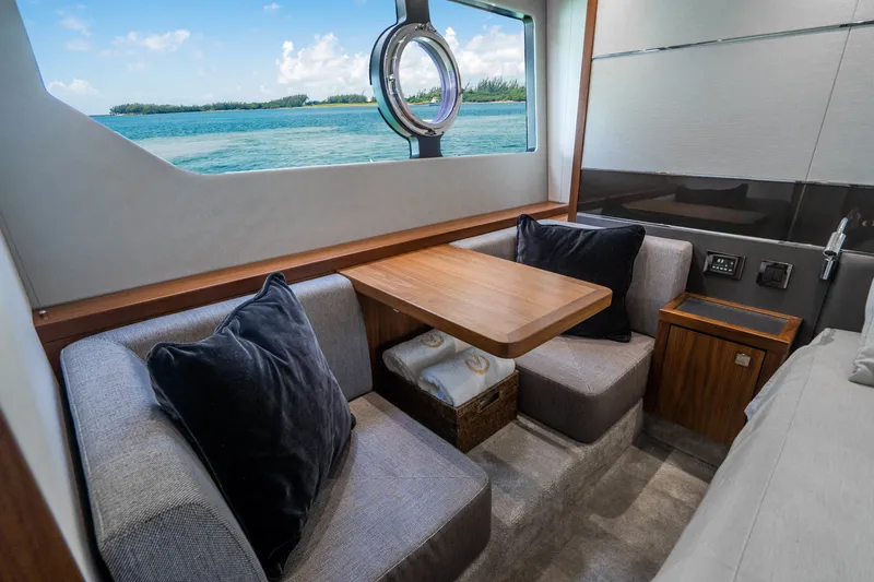 Slide: The Image of Sunseeker Predator 2019 - 79