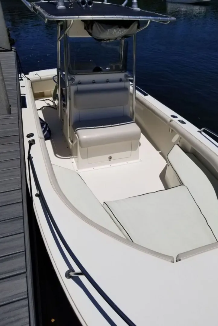 Slide: The Image of Albemarle 242 Center Console 2006 - 5
