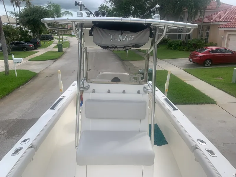 Slide: The Image of Albemarle 242 Center Console 2006 - 7