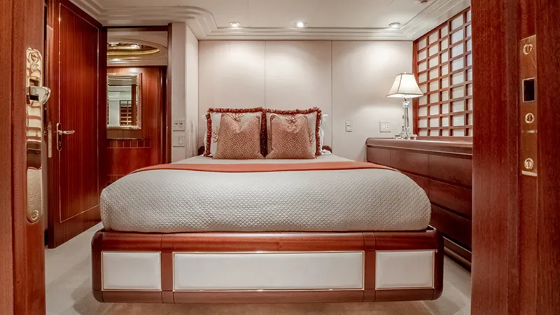 Slide: The Image of Feadship 1992 - 12