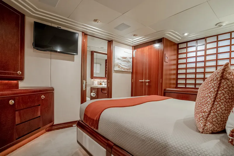 Slide: The Image of Feadship 1992 - 15