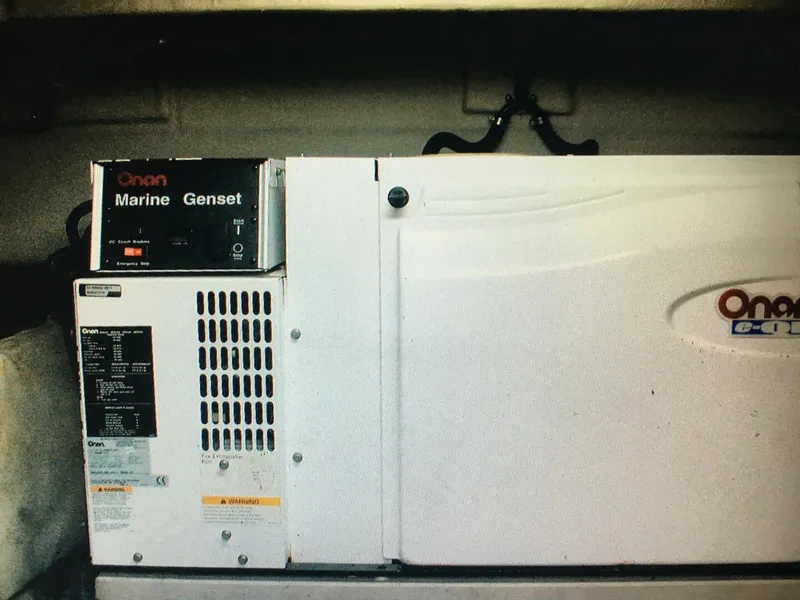 Slide: The Image of Sea Ray 500 Sundancer 2005 - 29