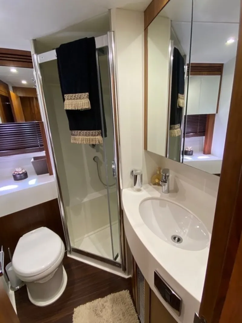 Slide: The Image of Sunseeker Manhattan 55 2015 - 33