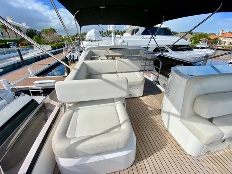 Slide: The Image of Sunseeker Manhattan 55 2015 - 7