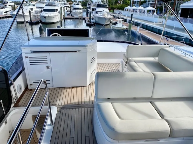 Slide: The Image of Sunseeker Manhattan 55 2015 - 8