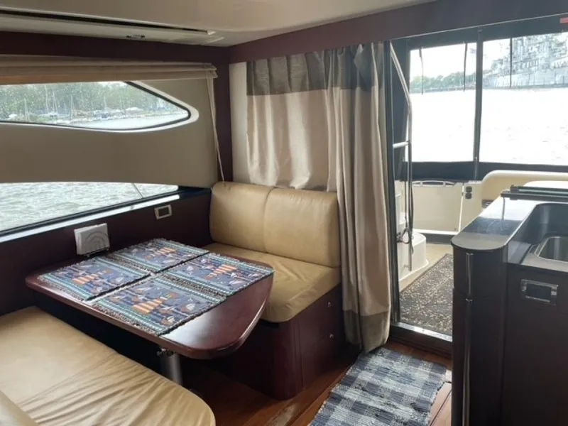 Slide: The Image of Meridian 541 Sedan 2012 - 8