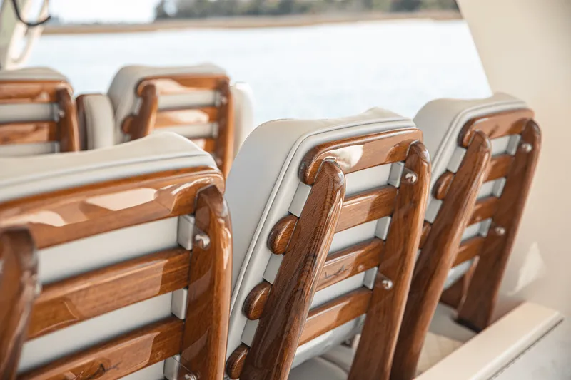 Slide: The Image of Scout 425 LXF 2024 - 24