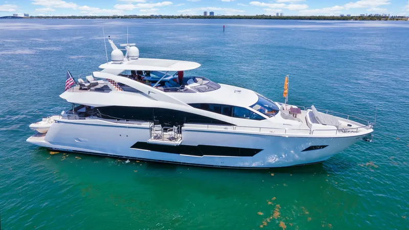The Image of Sunseeker 86 Yacht 2018 - 0