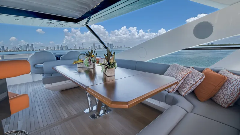 Slide: The Image of Sunseeker 86 Yacht 2018 - 10