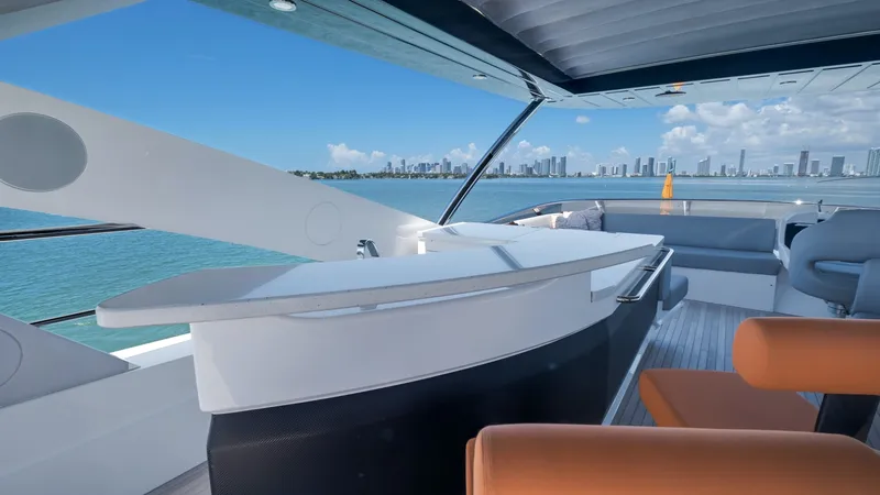 Slide: The Image of Sunseeker 86 Yacht 2018 - 11