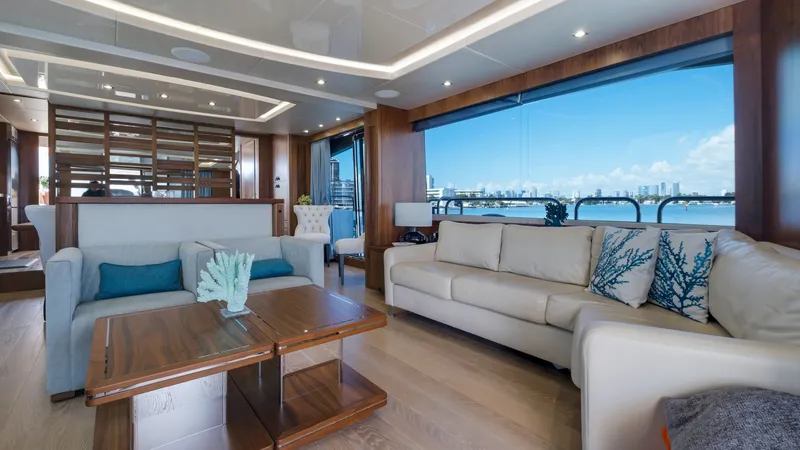 Slide: The Image of Sunseeker 86 Yacht 2018 - 20