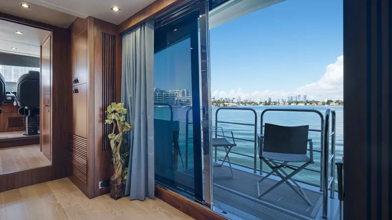 Slide: The Image of Sunseeker 86 Yacht 2018 - 23