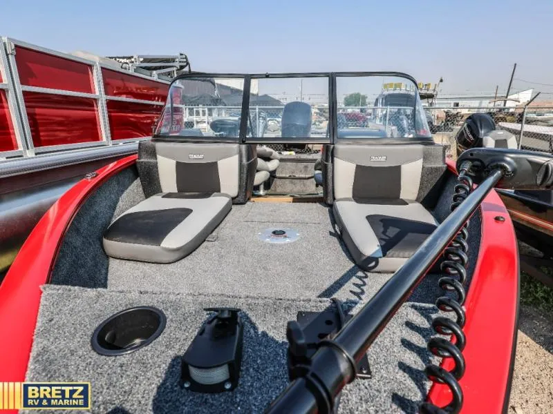 Slide: The Image of Tracker V-175 Combo 2027 - 12