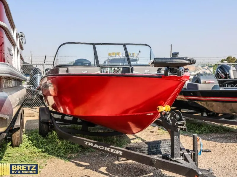 Slide: The Image of Tracker V-175 Combo 2027 - 2