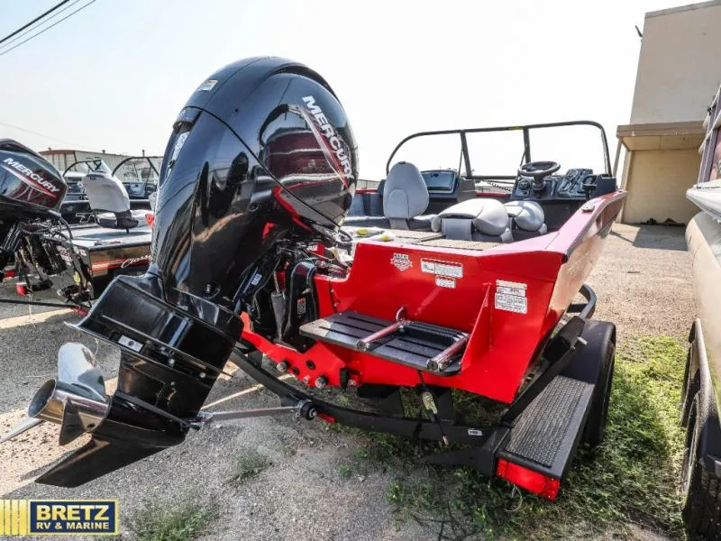 Slide: The Image of Tracker V-175 Combo 2027 - 9