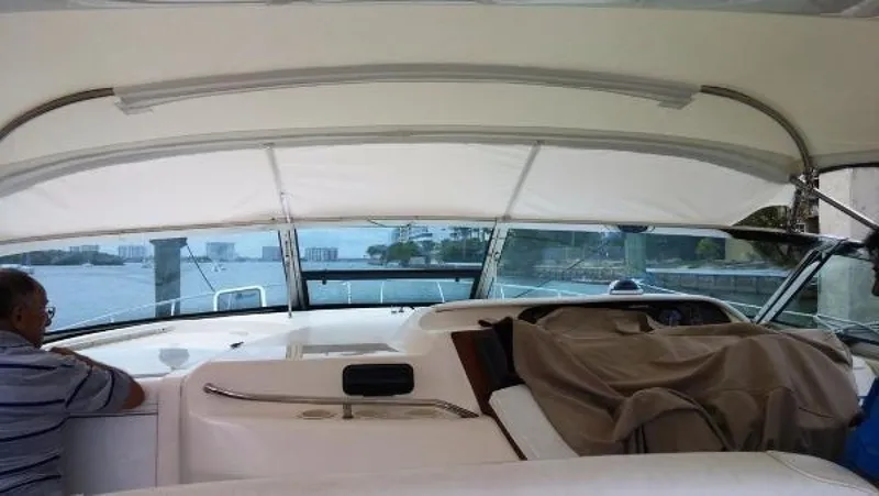 Slide: The Image of Sea Ray Sundancer 1997 - 3