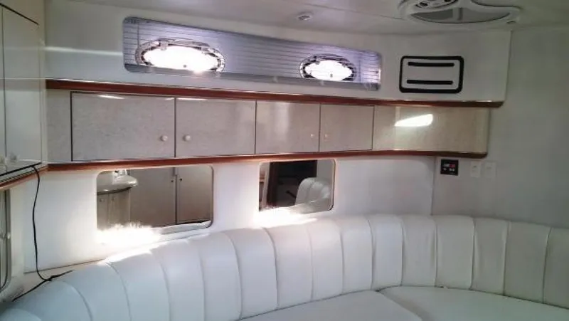 Slide: The Image of Sea Ray Sundancer 1997 - 6