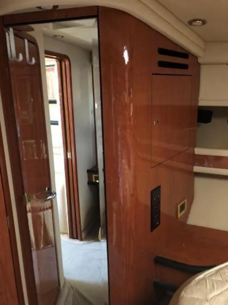Slide: The Image of Sea Ray Sundancer 2000 - 10