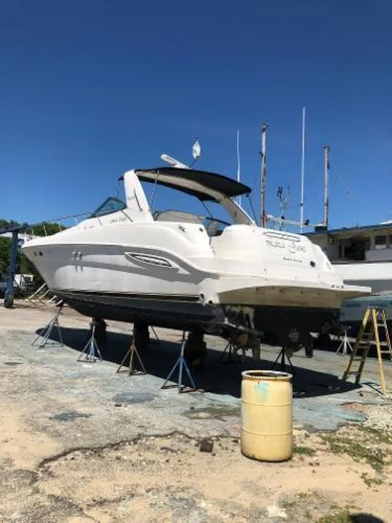 Slide: The Image of Sea Ray Sundancer 2000 - 2