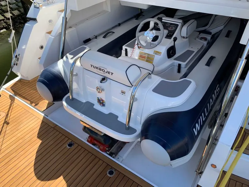 Slide: The Image of Sunseeker San Remo 2014 - 12
