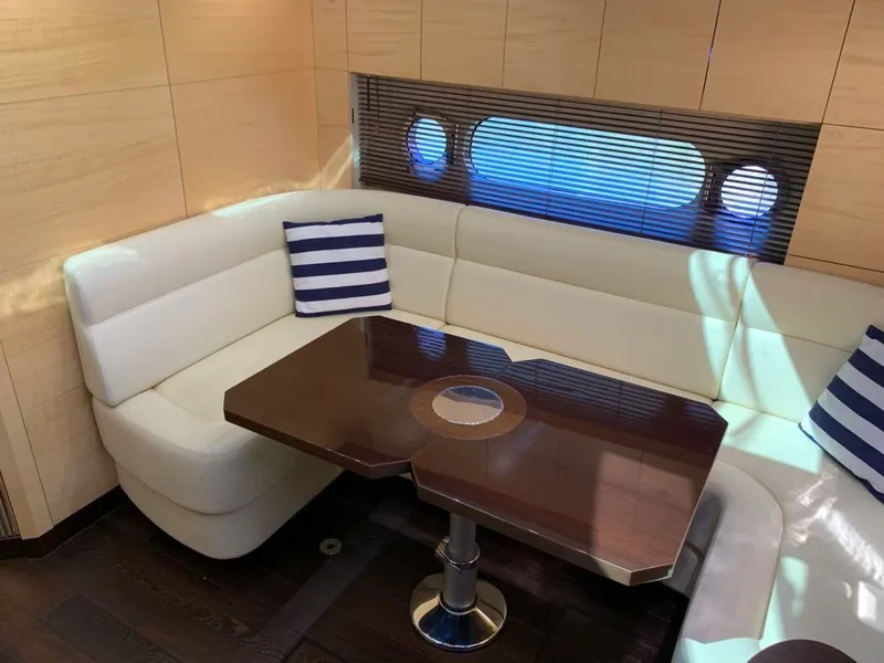 Slide: The Image of Sunseeker San Remo 2014 - 5