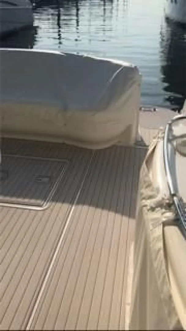 Slide: The Image of Sea Ray Sundancer 2005 - 5