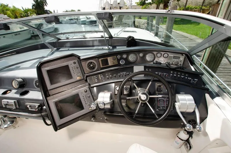 Slide: The Image of Sea Ray Sundancer 1993 - 12