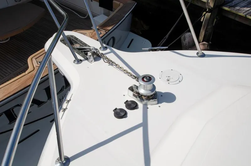Slide: The Image of Sea Ray Sundancer 1993 - 2