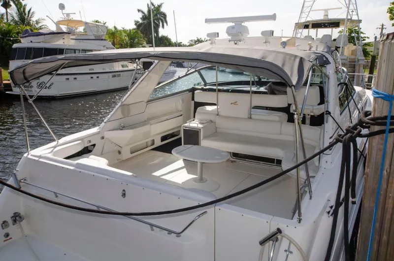 Slide: The Image of Sea Ray Sundancer 1993 - 4
