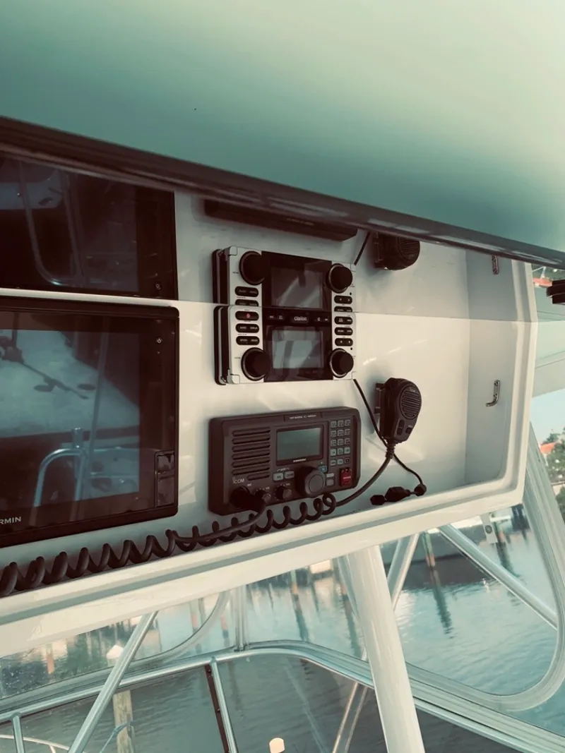 Slide: The Image of Hatteras Sportfish 1979 - 22