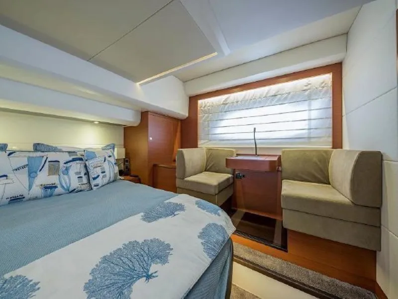 Slide: The Image of Prestige 550 2015 - 6