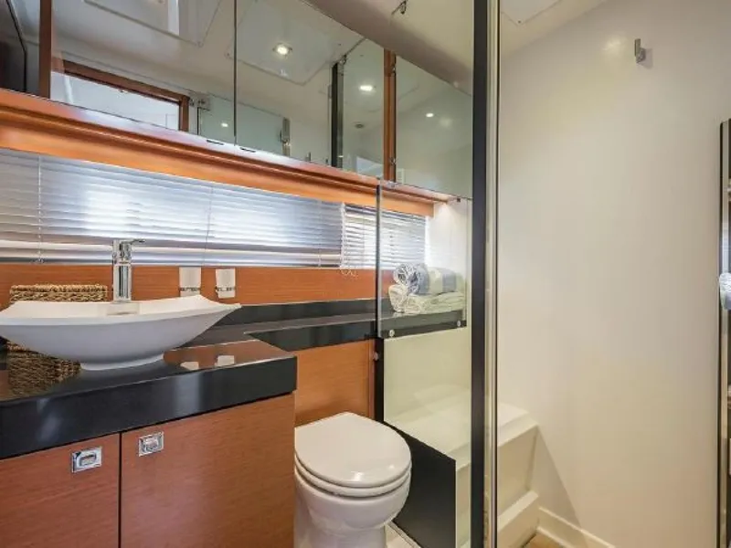 Slide: The Image of Prestige 550 2015 - 9