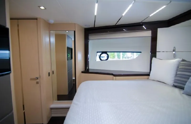 Slide: The Image of Sunseeker Predator 2018 - 34