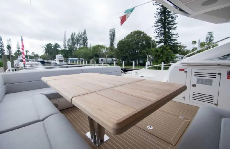 Slide: The Image of Sunseeker Predator 2018 - 5