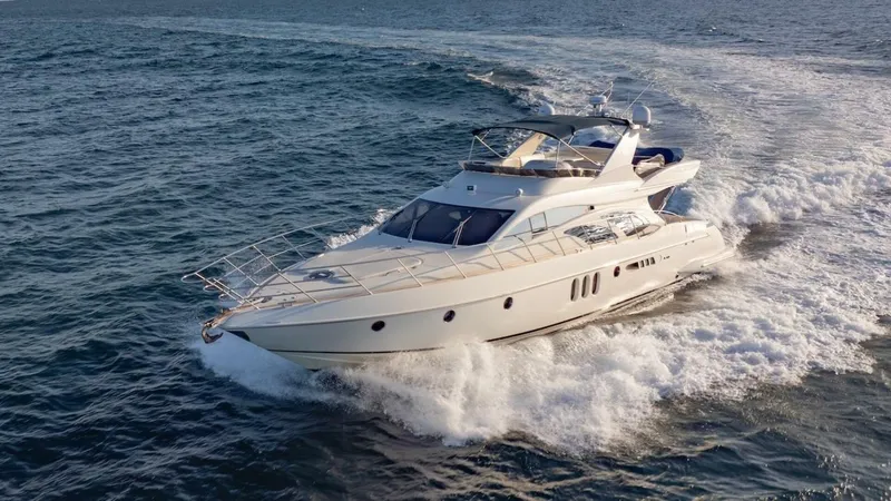 Slide: The Image of Azimut Evolution 2007 - 4