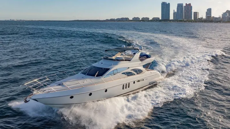 Slide: The Image of Azimut Evolution 2007 - 5