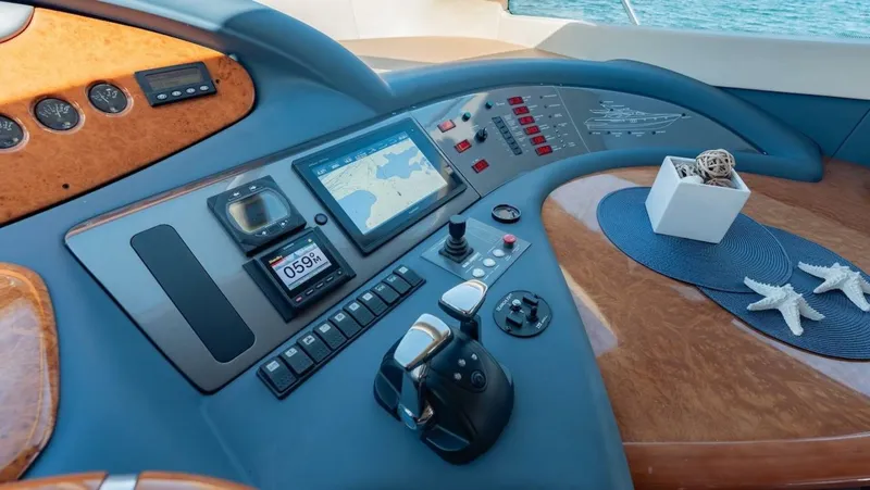 Slide: The Image of Azimut Evolution 2007 - 58