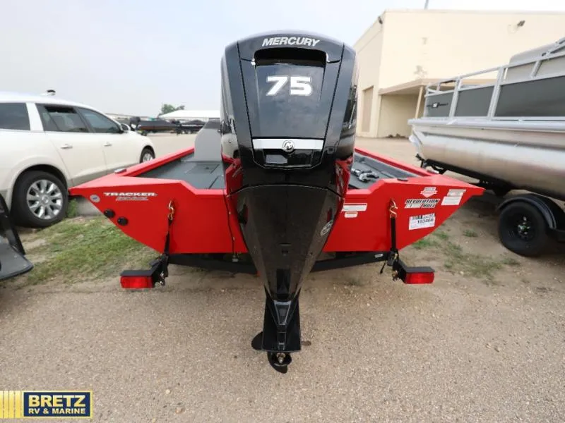 Slide: The Image of Tracker 175 2027 - 5