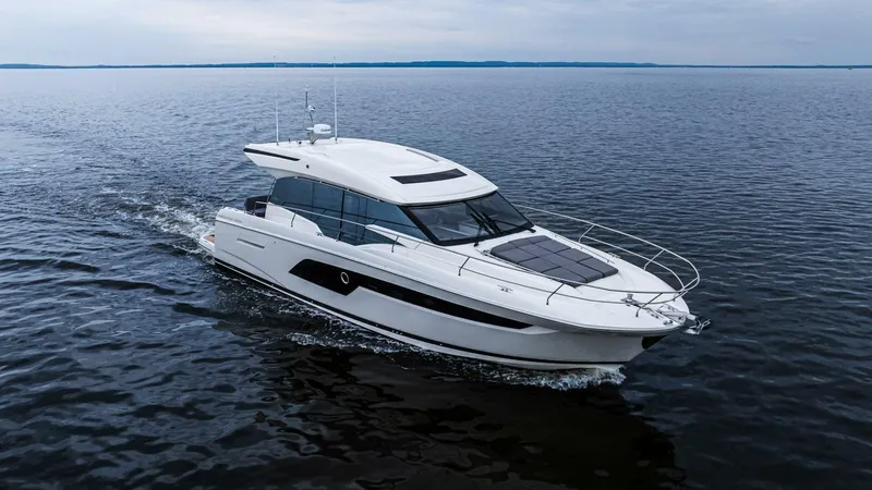 The Image of Prestige 520 S 2023 - 0