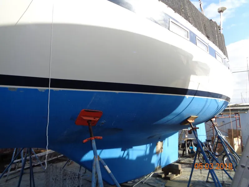 Slide: The Image of Corbin 39 Aft Cockpit Cutter 1980 - 151