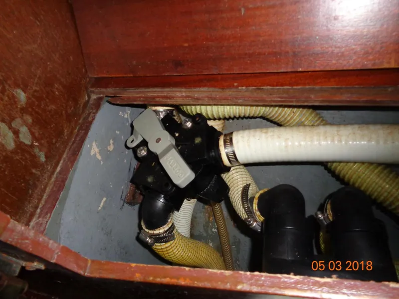 Slide: The Image of Corbin 39 Aft Cockpit Cutter 1980 - 63