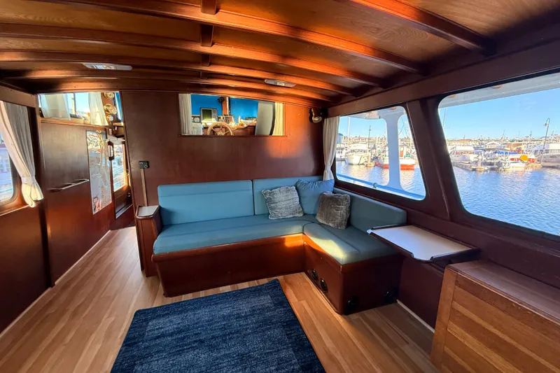 Slide: The Image of Custom Trawler 1965 - 5