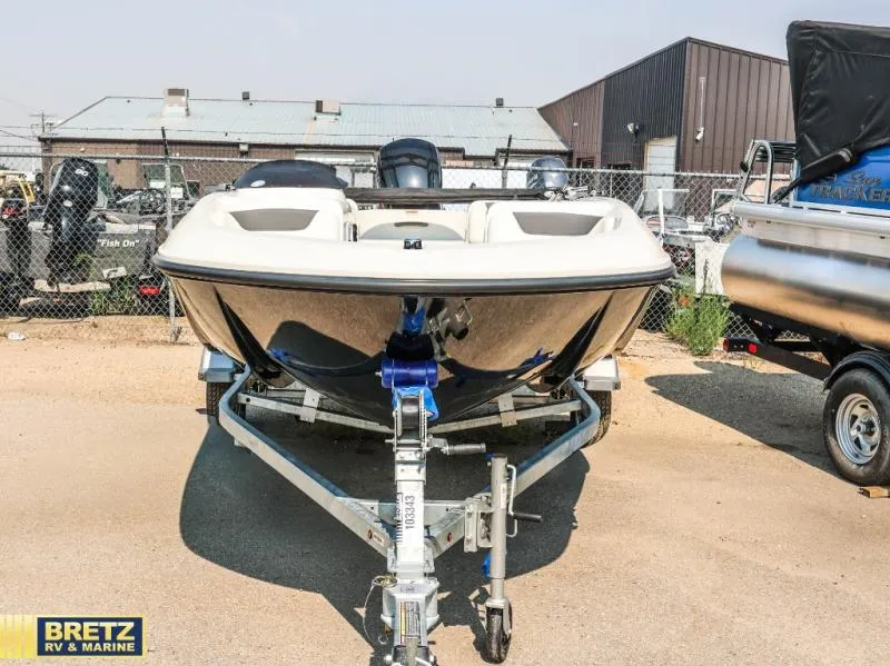 Slide: The Image of Bayliner Element E16 Limited Edition 2027 - 3