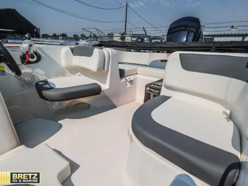 Slide: The Image of Bayliner Element E16 Limited Edition 2027 - 11
