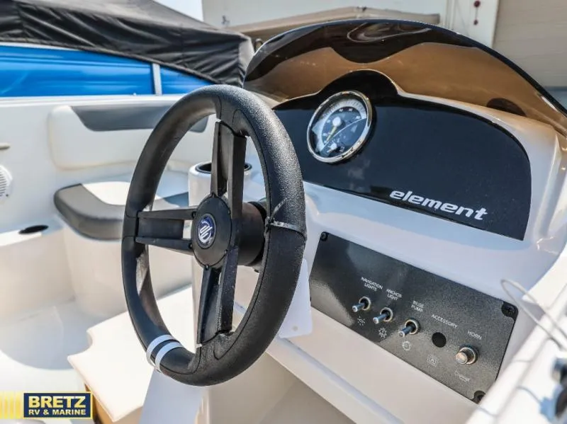 Slide: The Image of Bayliner Element E16 Limited Edition 2027 - 15